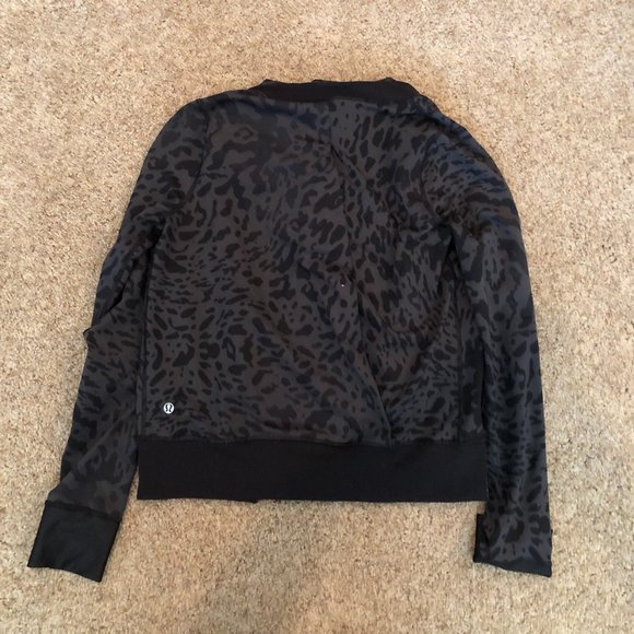 Lulu Lemon Hoodie - Picture 2 of 4